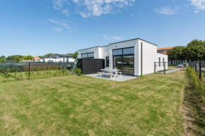 Maison Basil - holiday house with garden and parking